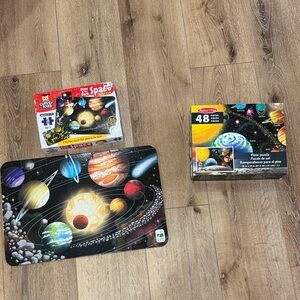 Solar System Puzzle Set for Kids 
2 puzzles